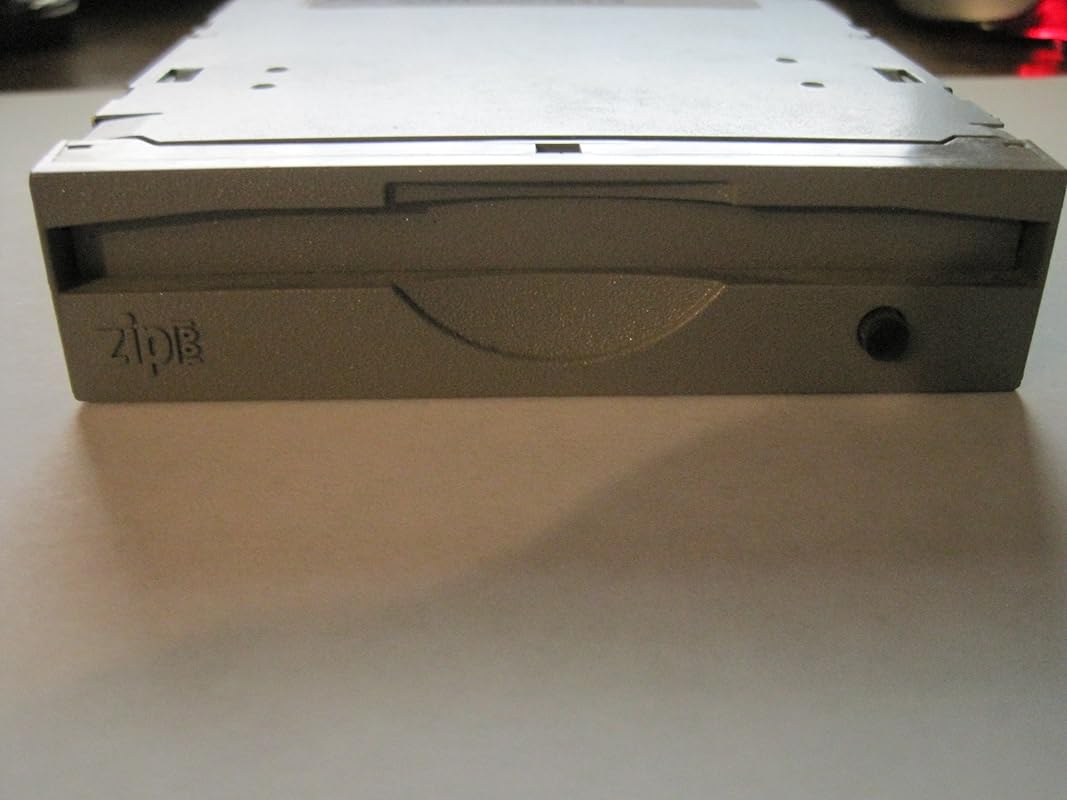 Iomega Z100ATAPI 04057D02 ATAPI2 Z100ATAPI 04057D02